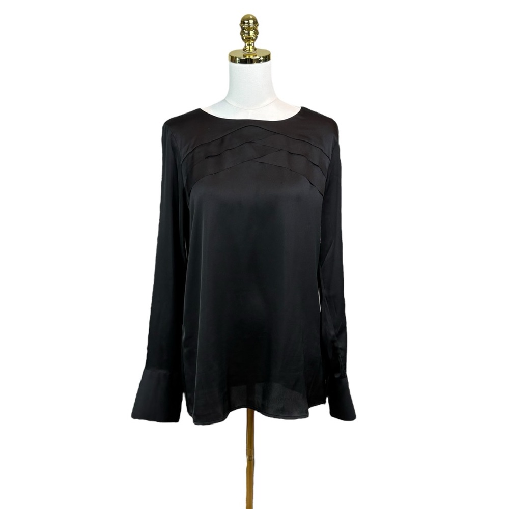 Woman’s Banana Republic black satin long sleeve blouse size medium tall